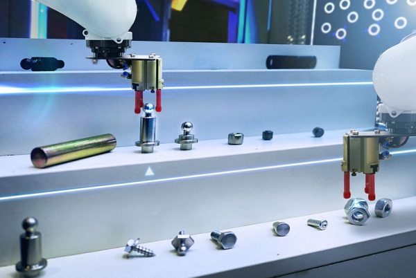 激光焊接機在平時該如何維護? 激光焊接機在平時該如何維護?