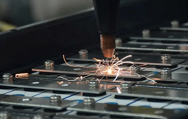 激光焊接機自動化焊接有哪些好處? 激光焊接機自動化焊接有哪些好處?