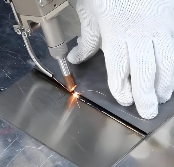 激光焊接機(jī)焊薄板有哪些焊接方式？