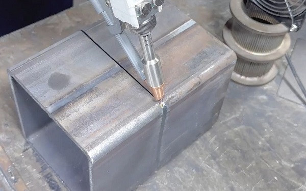 激光焊接機能焊接1-5mm厚鐵方管材料嗎？