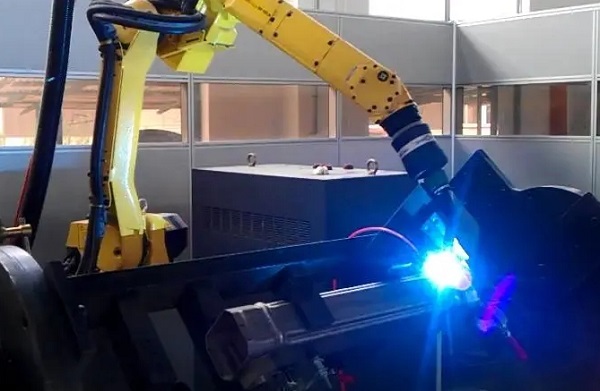 激光焊接機器人