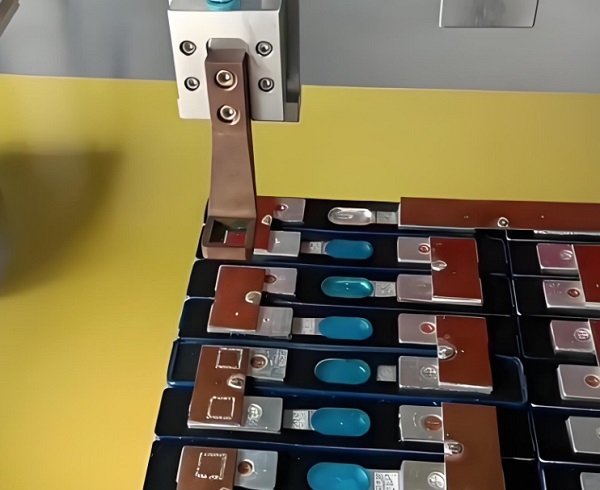 鋰電池激光焊接機(jī)的振鏡掃描速度對(duì)焊接質(zhì)量有何影響？